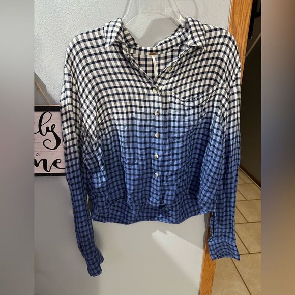 Free People Ombré Button Down plaid Flannel Size Medium - Picture 1 of 5